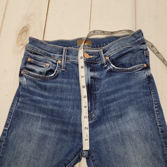Mother the Insider crop step hem jeans chew fray dancing on coals distressed - Picture 5 of 11